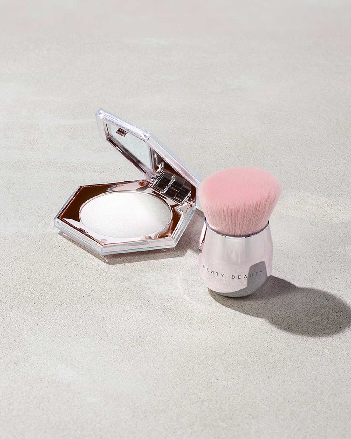Face & Body Kabuki Brush 160 - Image 2