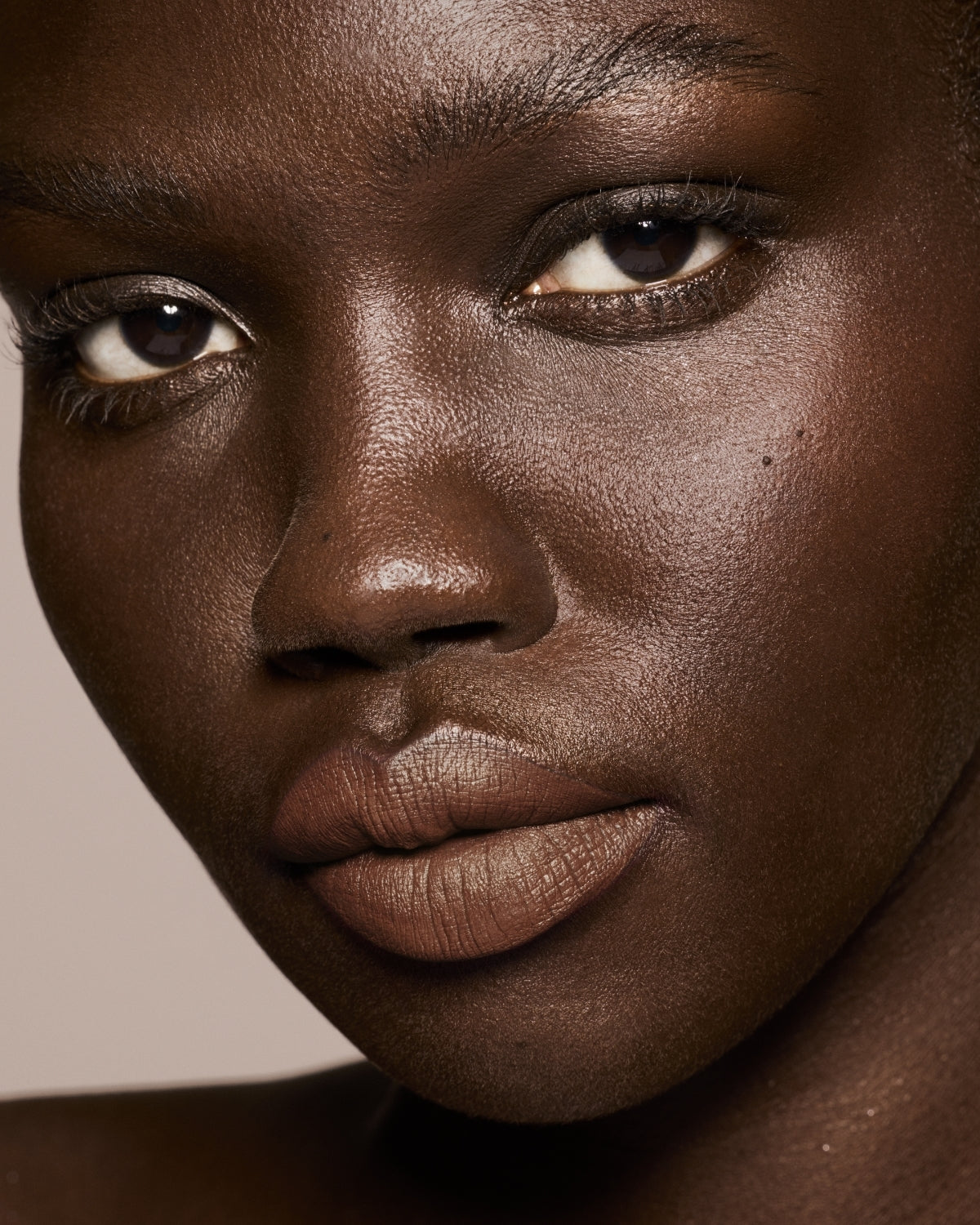 Stunna Lip Paint Longwear Fluid Lip Color ?? Unveil - Image 3