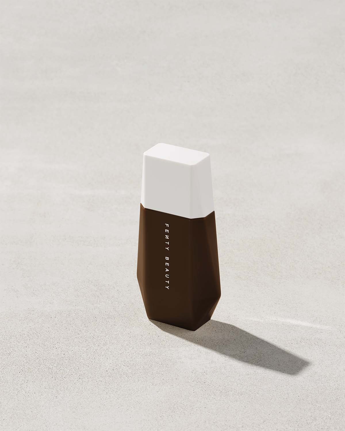 Eaze Drop Lightweight Blurring Skin Tint ?? 25