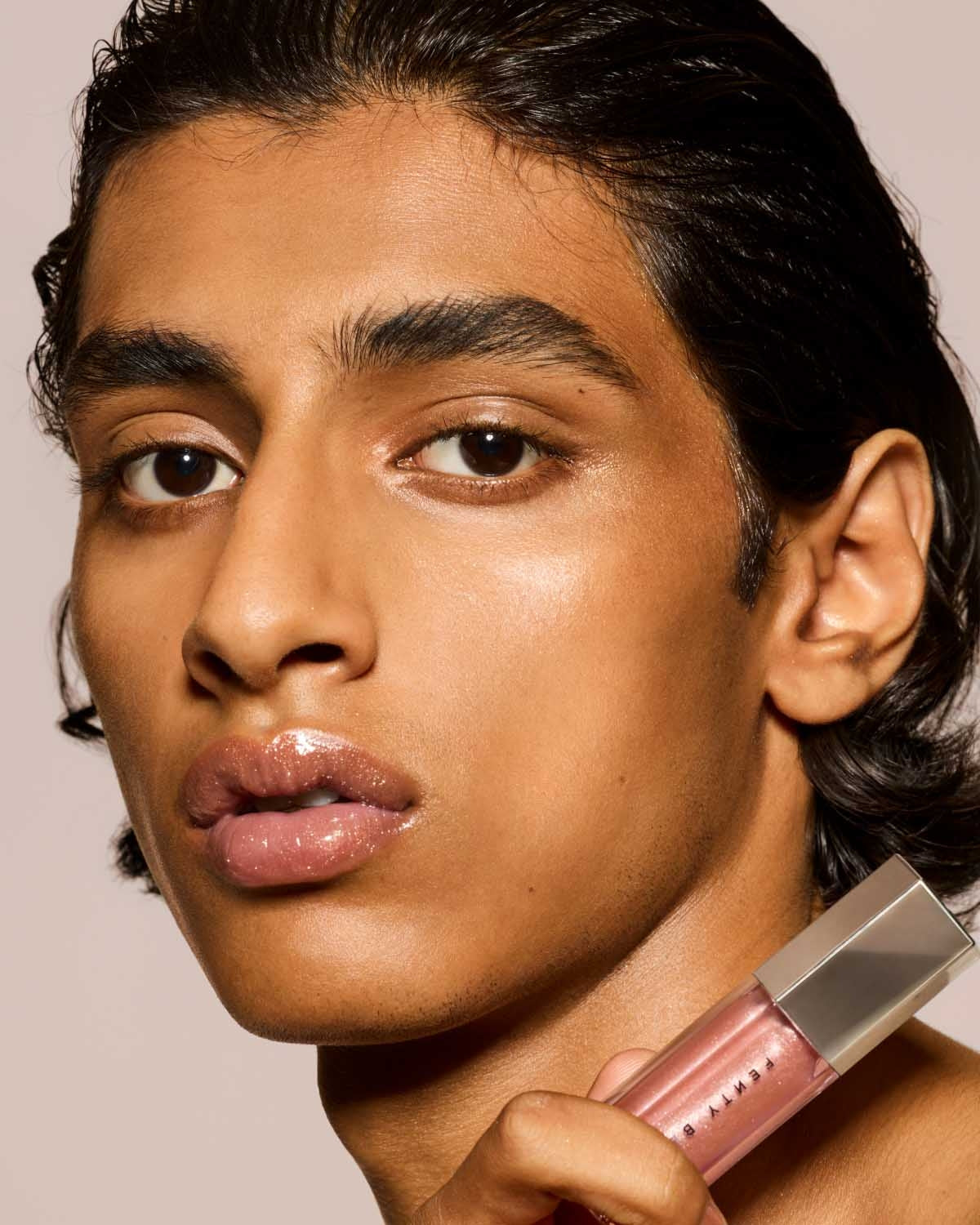 Gloss Bomb Universal Lip Luminizer ?? Champ Stamp Fantasy - Image 3