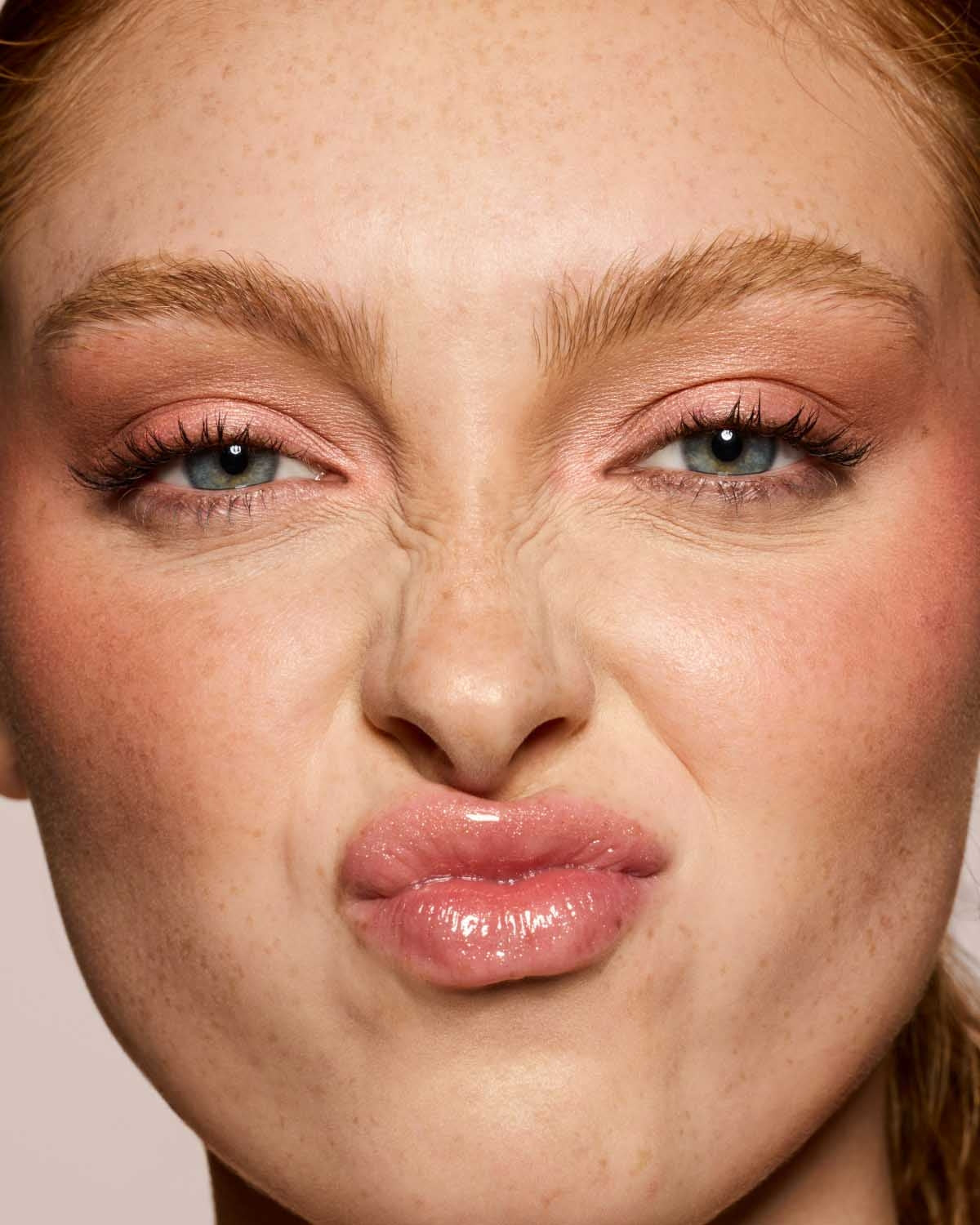 Gloss Bomb Universal Lip Luminizer ?? Champ Stamp Fantasy - Image 2