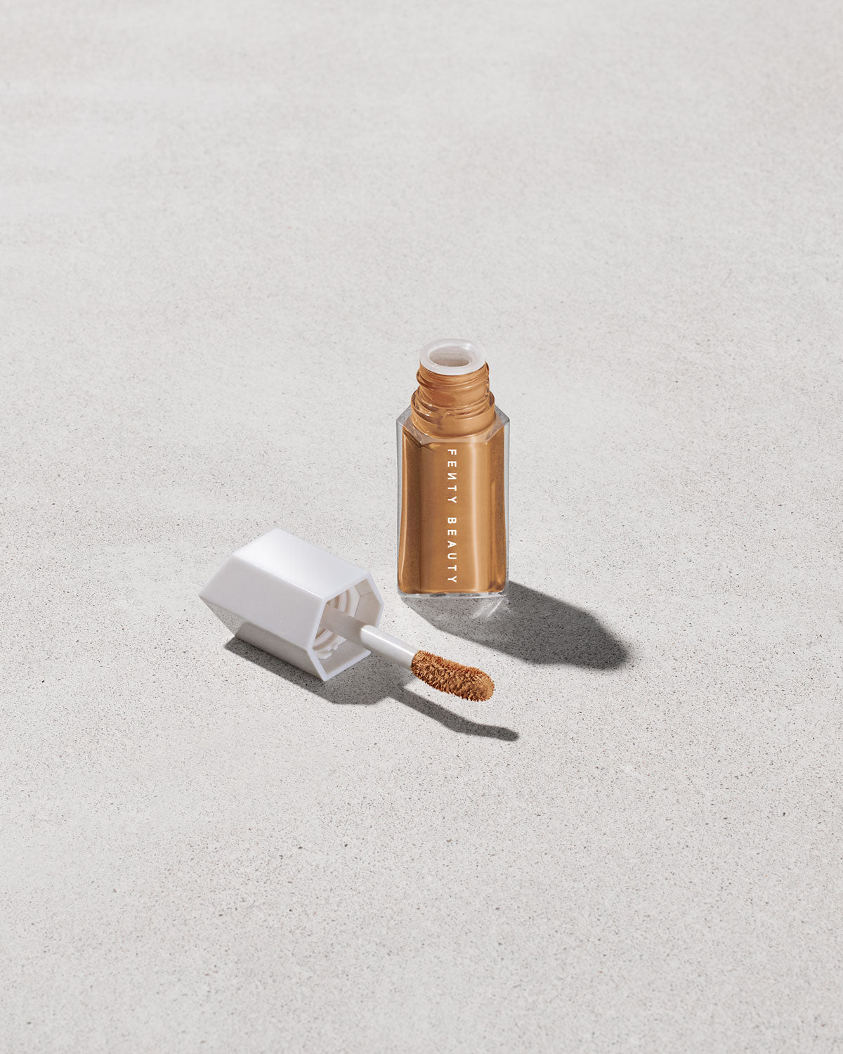 We're Even Hydrating Longwear Concealer ?? 385W - Image 13