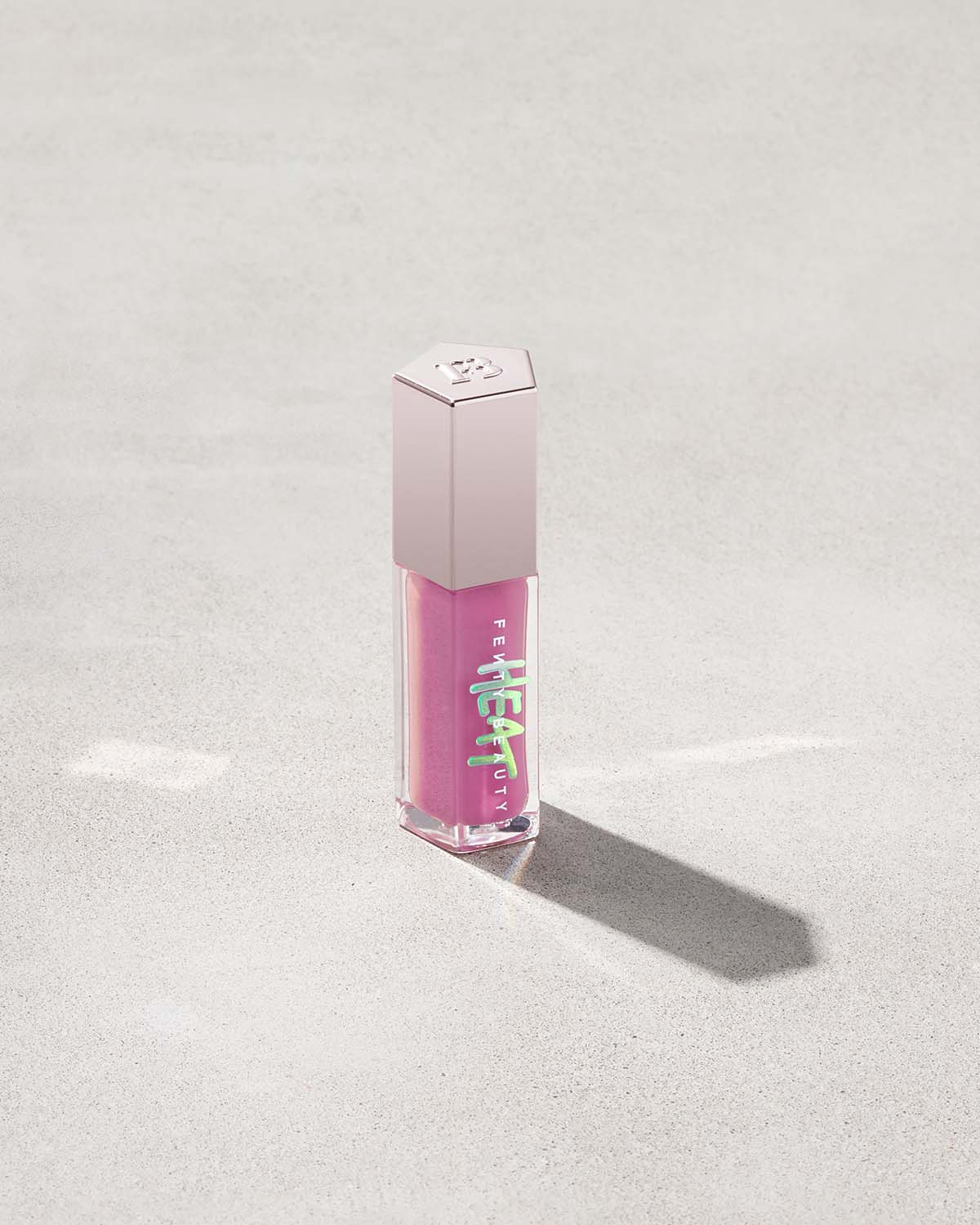 Gloss Bomb Heat Universal Lip Luminizer + Plumper ?? Lavender Savage