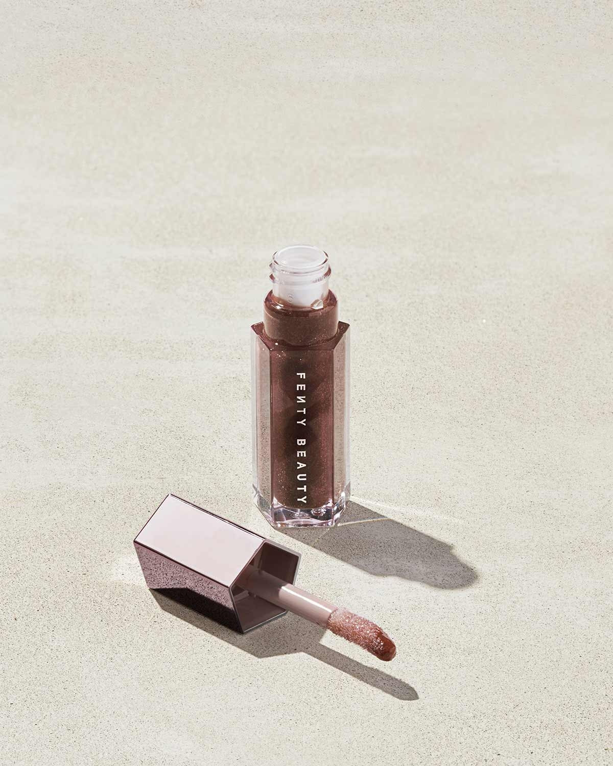 Gloss Bomb Universal Lip Luminizer ?? Hot Chocolit - Image 14