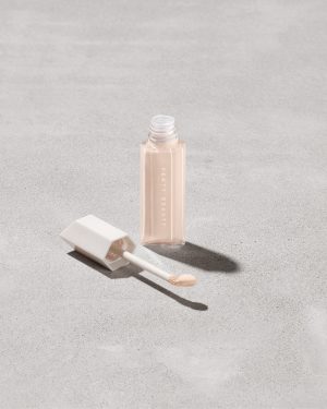 We're Even Hydrating Longwear Concealer ?? 125C