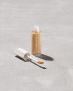We're Even Hydrating Longwear Concealer ?? 235W