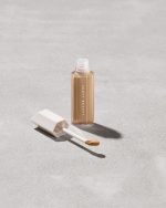 We're Even Hydrating Longwear Concealer ?? 265W
