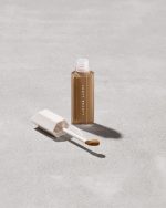 We're Even Hydrating Longwear Concealer ?? 370N