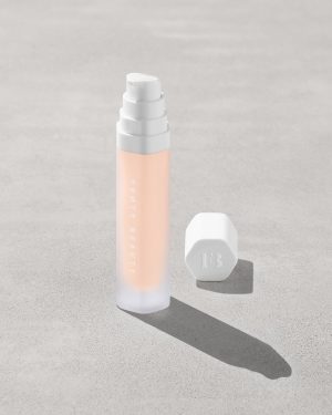 Soft'lit Naturally Luminous Longwear Foundation ?? 110
